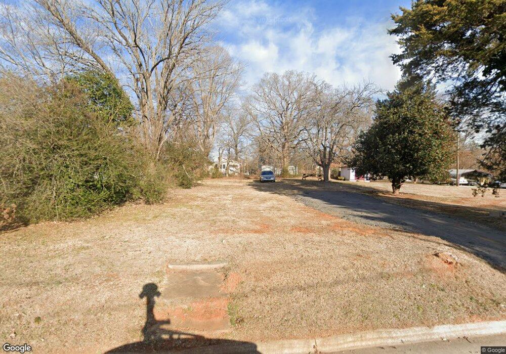 107 Summitt Ave, Oxford, NC 27565 - photo 1