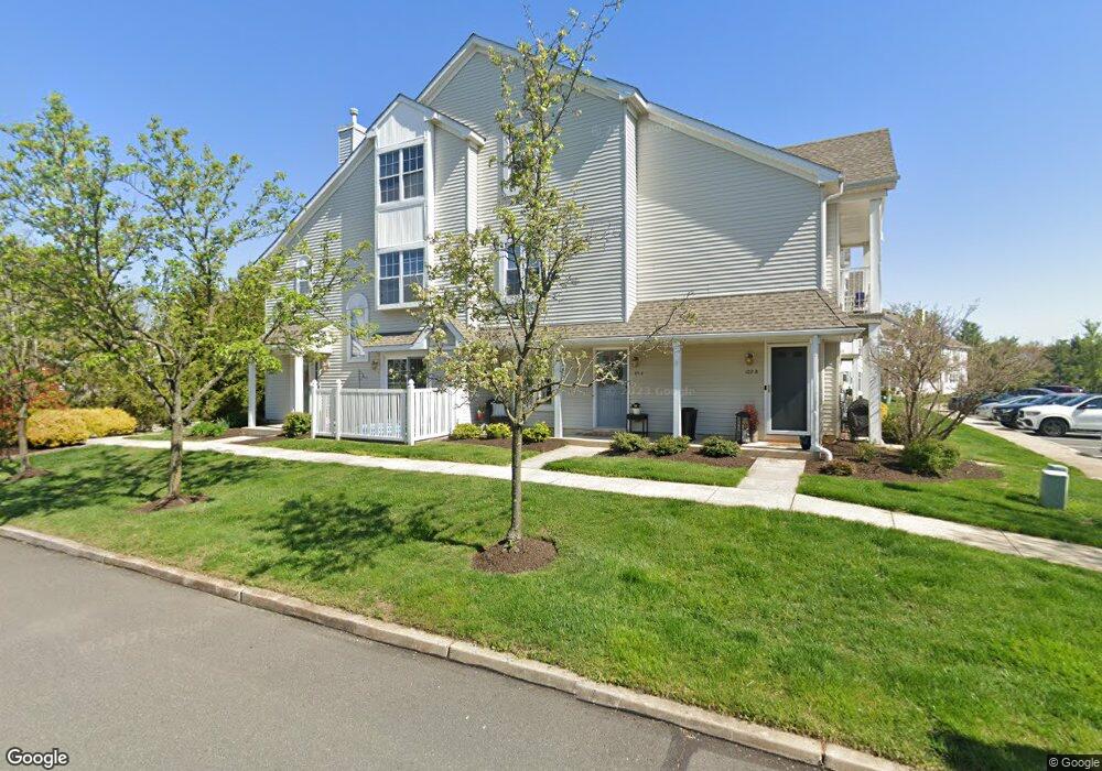 102 Oliphant Ln, Mount Laurel, NJ 08054 - photo 1