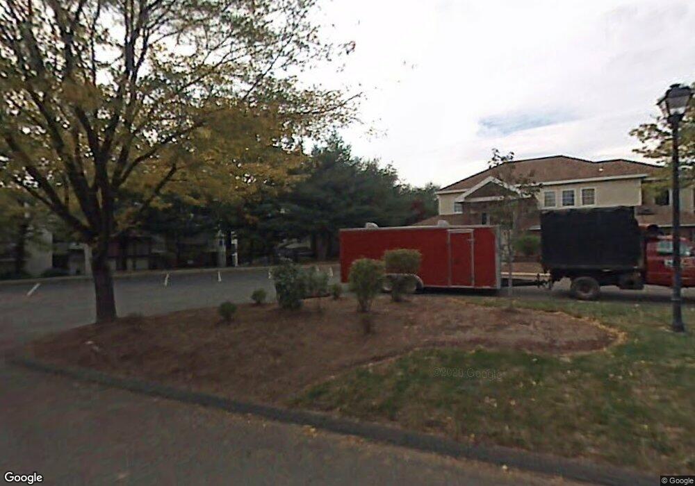 156 Carriage Crossing Ln, Middletown, CT 06457 - photo 1