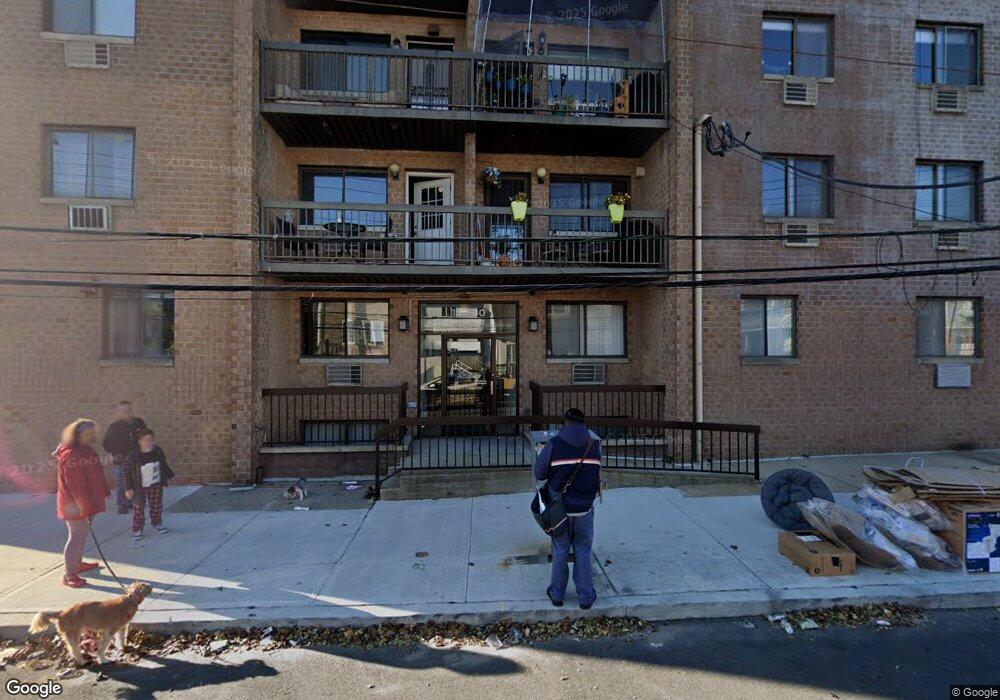 15040 Tahoe St unit 2D, Ozone Park, NY 11417 - photo 1