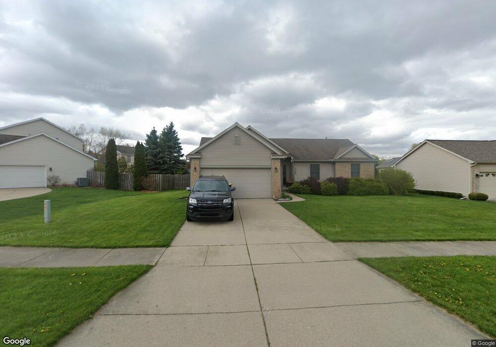7105 Captiva Dr, Lansing, MI 48917 - photo 1