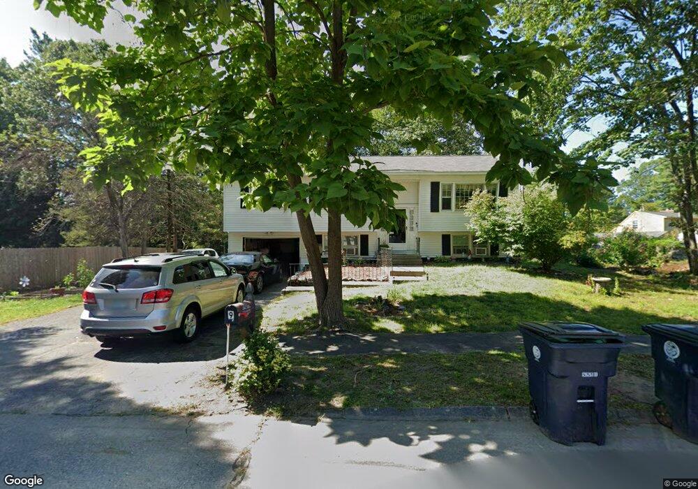 9 Shawnee Dr, Nashua, NH 03062 - photo 1