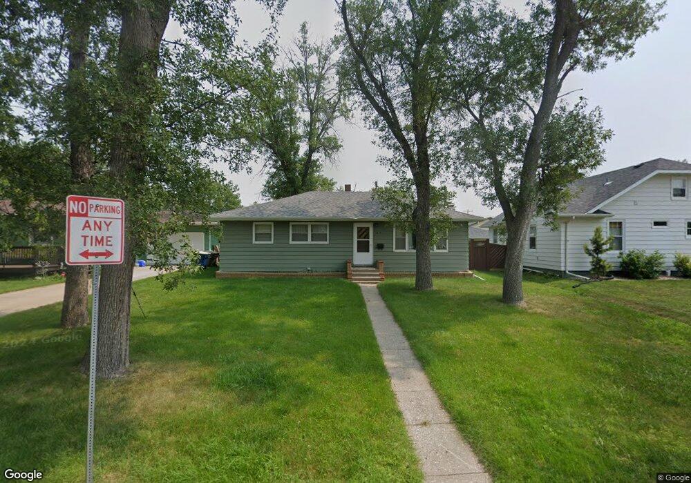 1310 5th Ave NE, Jamestown, ND 58401 - photo 1