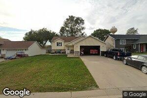 915 Chestnut St, Mantorville, MN 55955