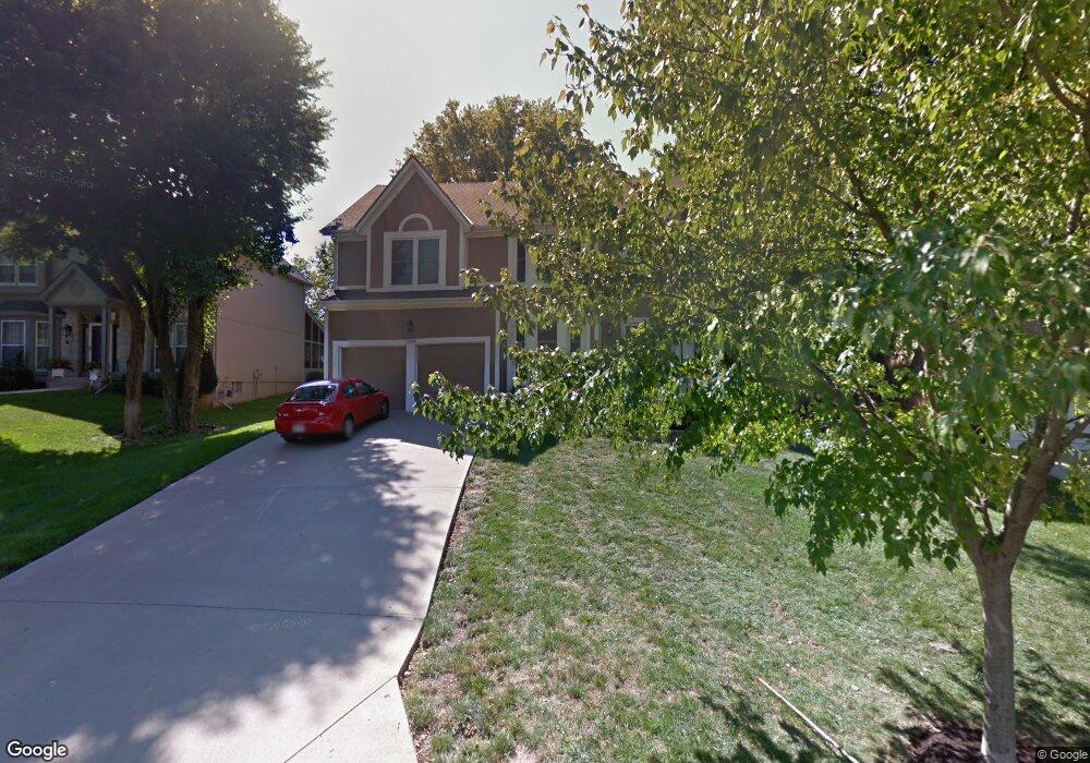 15008 Rhodes Cir, Lenexa, KS 66215 - photo 1