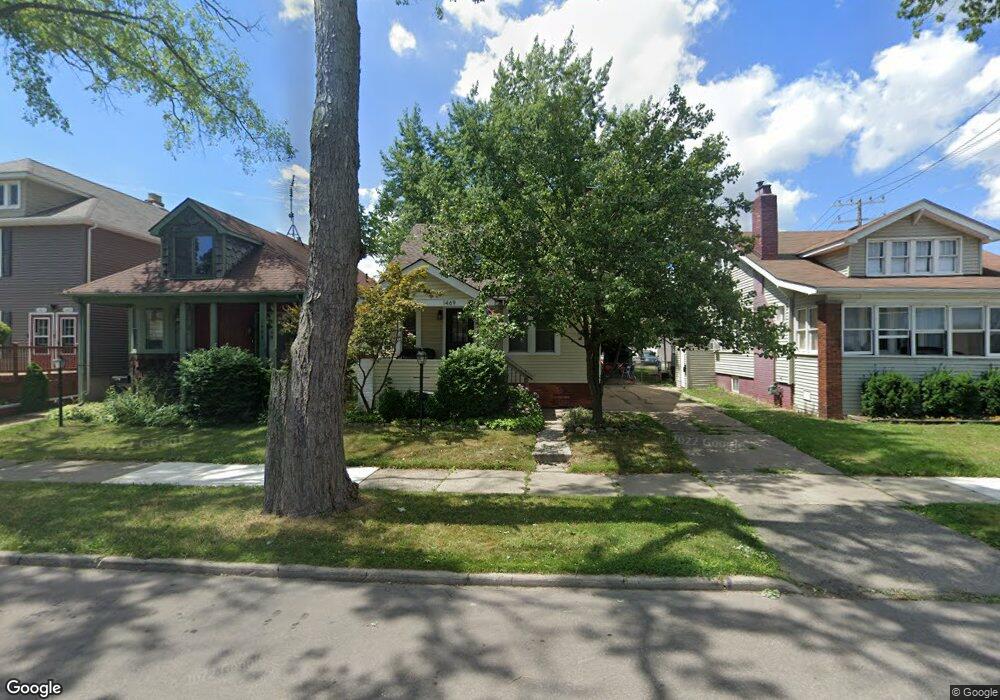 1469 Lakepointe St, Grosse Pointe Park, MI 48230 - photo 1