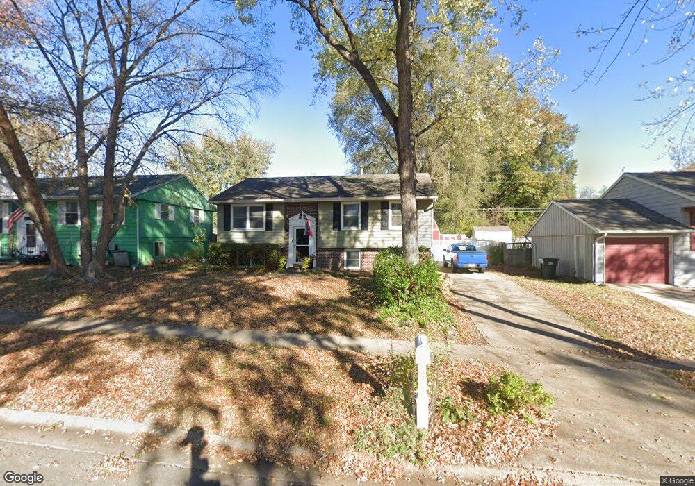 408 Holiday Dr, Lansing, KS 66043 - photo 1