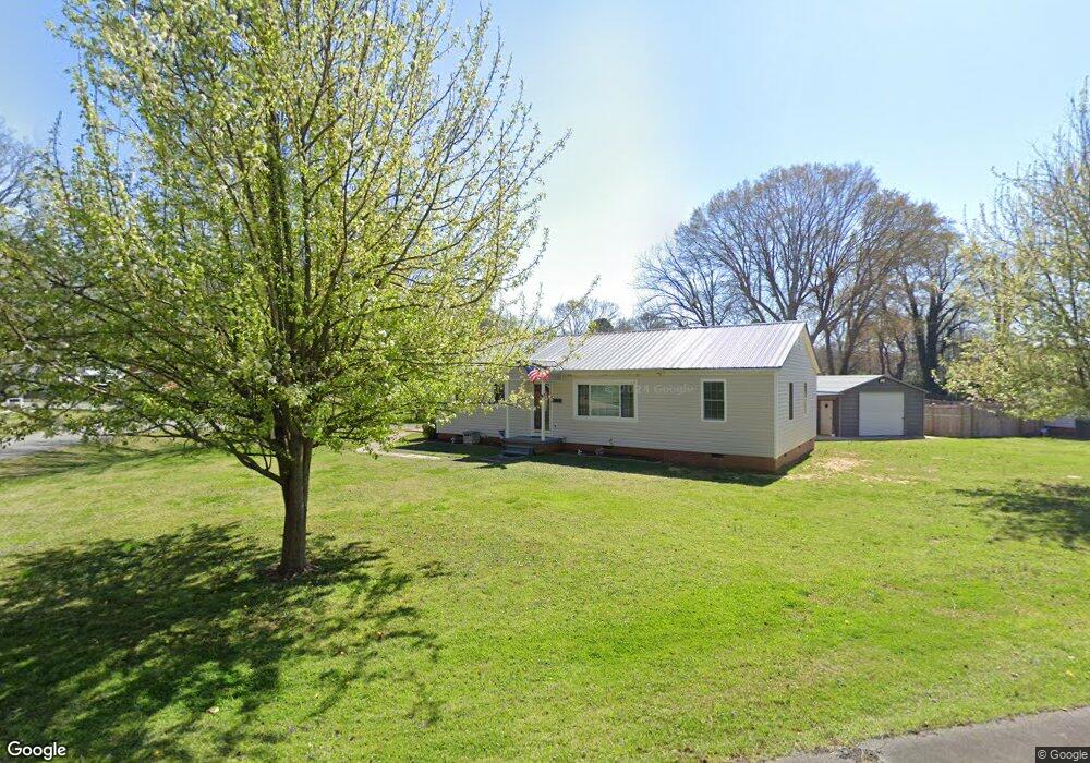 502 Elk Ln, Siler City, NC 27344 - photo 1