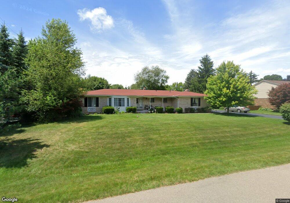 2198 Keylon Dr, West Bloomfield, MI 48324 - photo 1