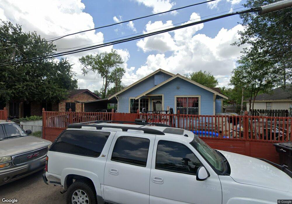 111 N Palmas St, Weslaco, TX 78596 - photo 1