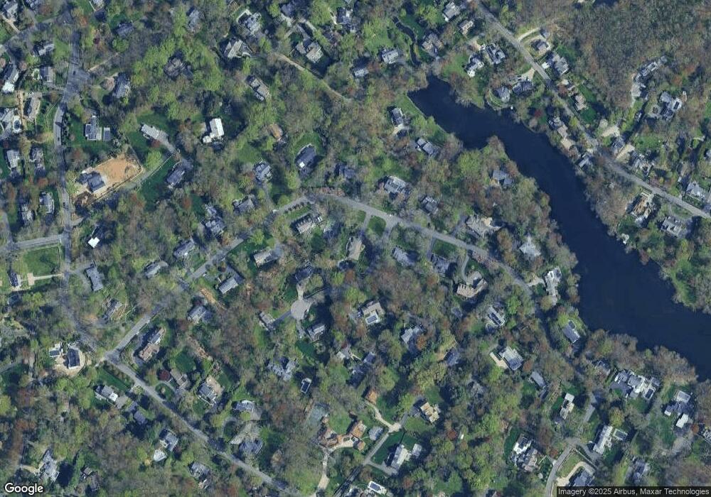 2 Indian Point Ln, Westport, CT 06880 - photo 1