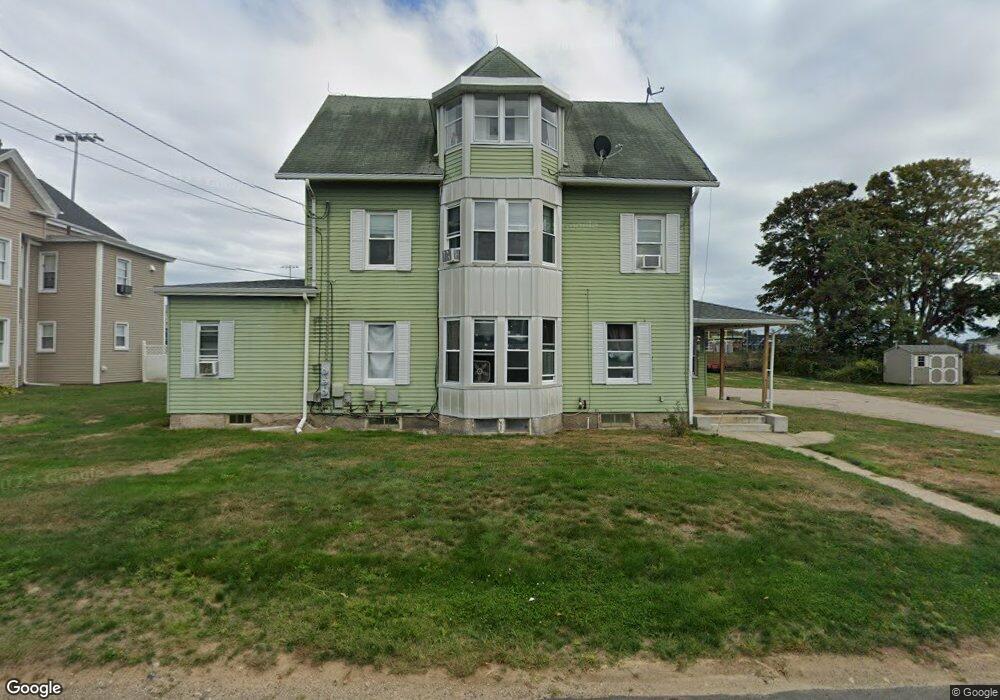 5 Vose St unit 3, Westerly, RI 02891 - photo 1