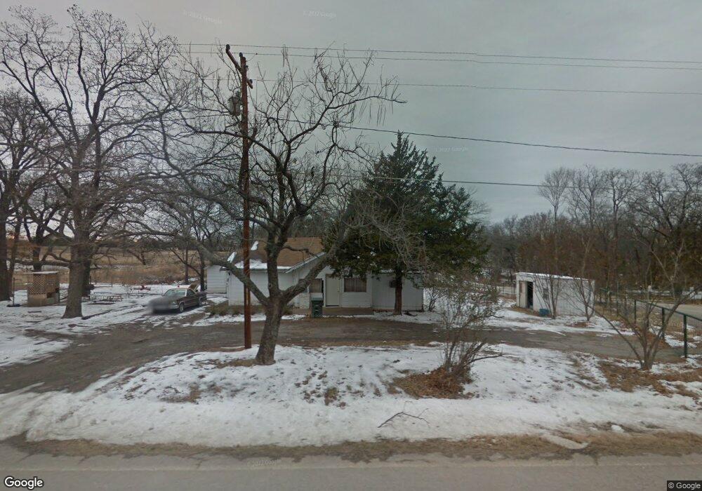 7611 Dickson Rd, Ardmore, OK 73401 - photo 1