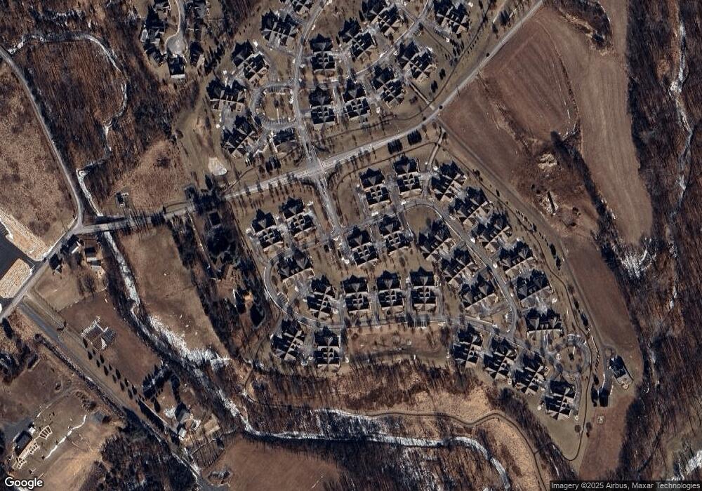 1000 Burgundy Cir, Pennsburg, PA 18073 - photo 1