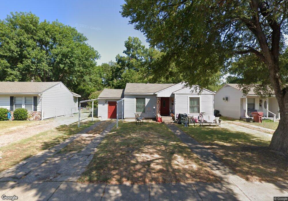 225 E Boyd St, Bonham, TX 75418 - photo 1