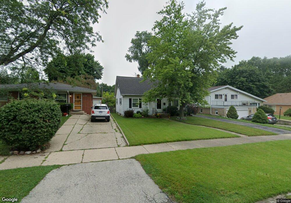 110 Beech Ave, Waukegan, IL 60087 - photo 1