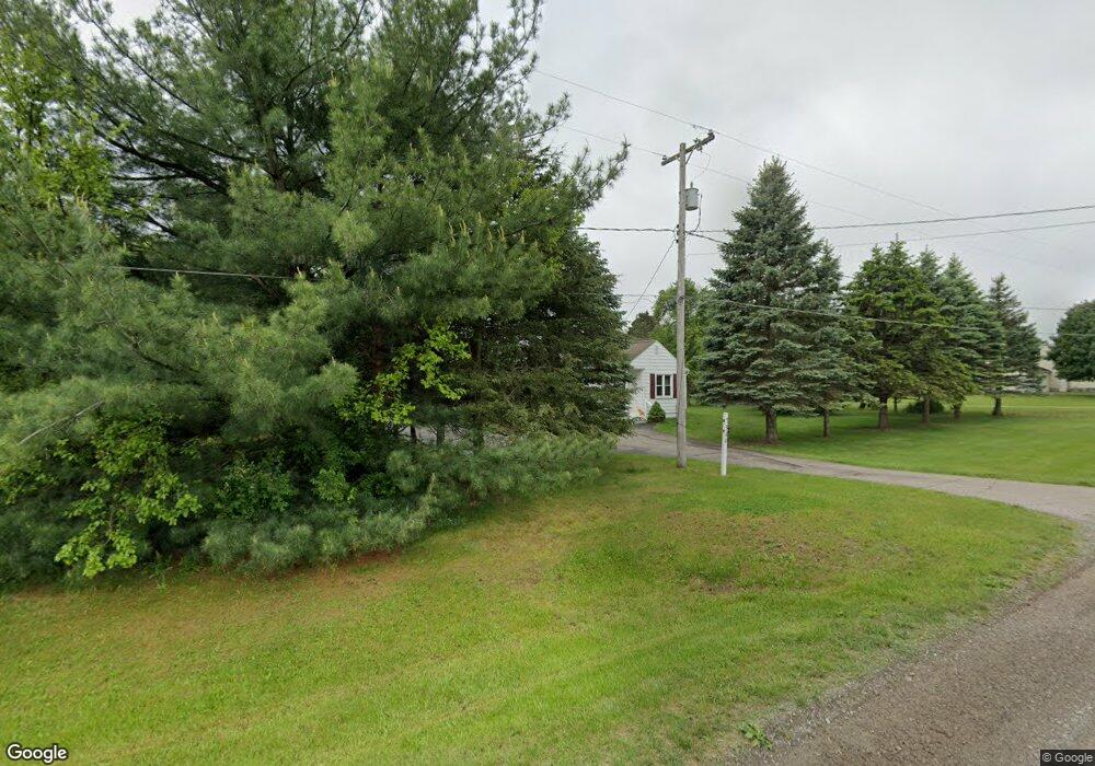 7349 Coldwater Rd, Flushing, MI 48433 - photo 1