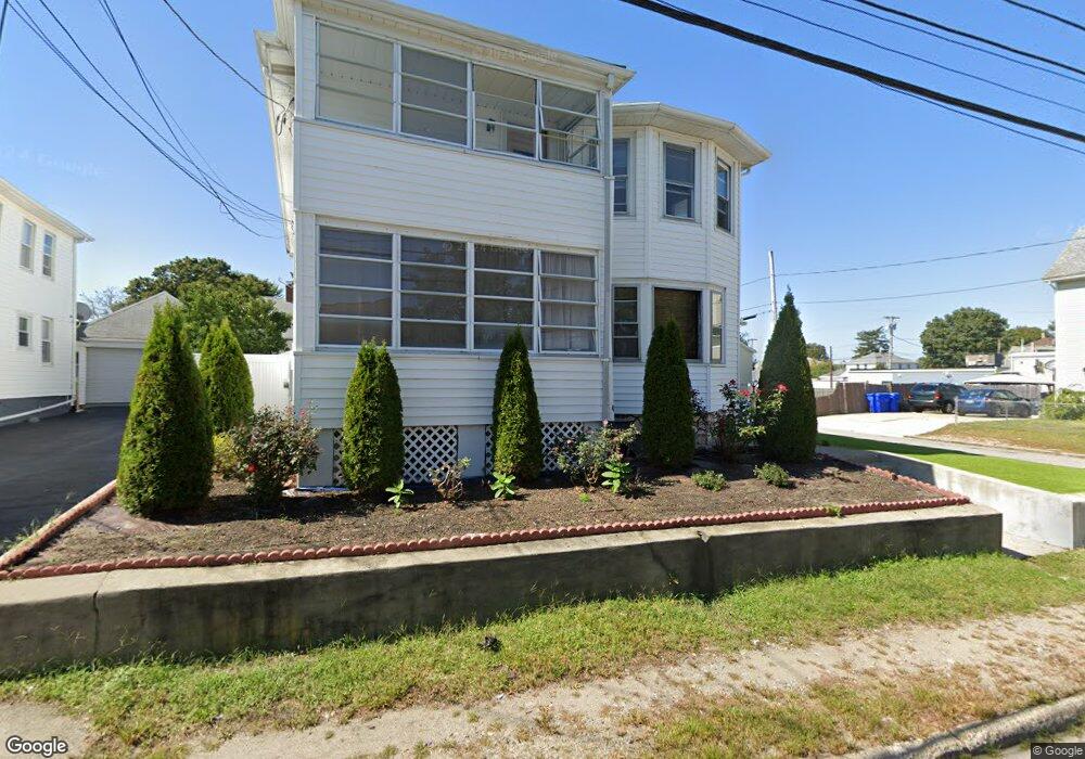 216 Kenyon Ave, Pawtucket, RI 02861 - photo 1