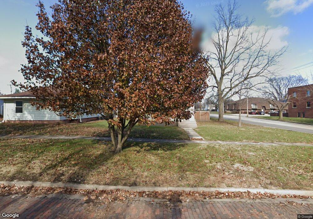 600 Wabash Ave, Mattoon, IL 61938 - photo 1