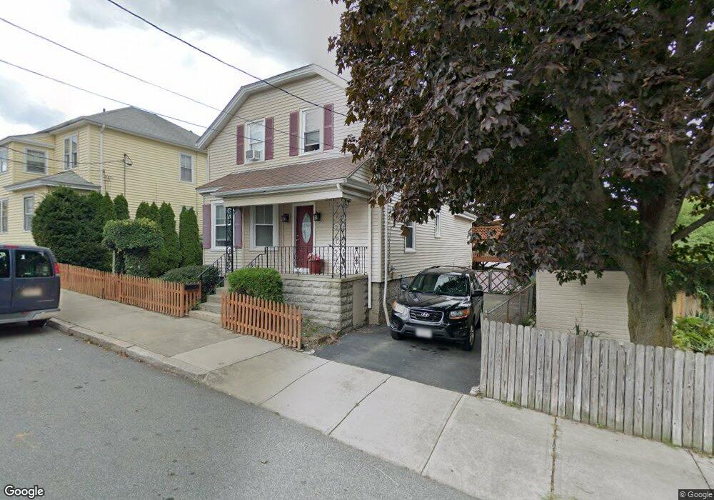 37 Queen St, Fall River, MA 02724 - photo 1