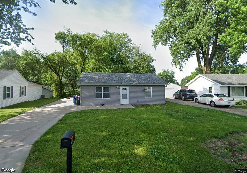 2911 W 70th St, Davenport, IA 52806 - photo 1
