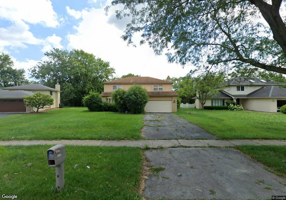 1633 Lawrence Crescent, Flossmoor, IL 60422 - photo 1