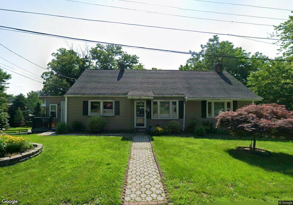 8 Dorland Ave, Poughkeepsie, NY 12603 - photo 1