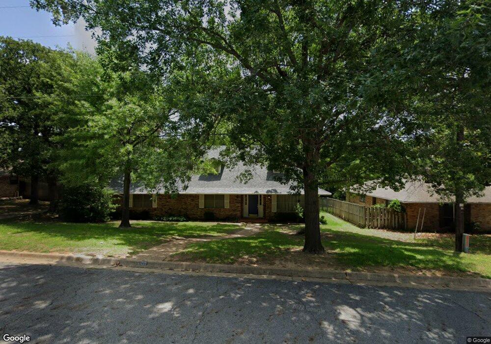 1220 S Lang Ave, Denison, TX 75020 - photo 1
