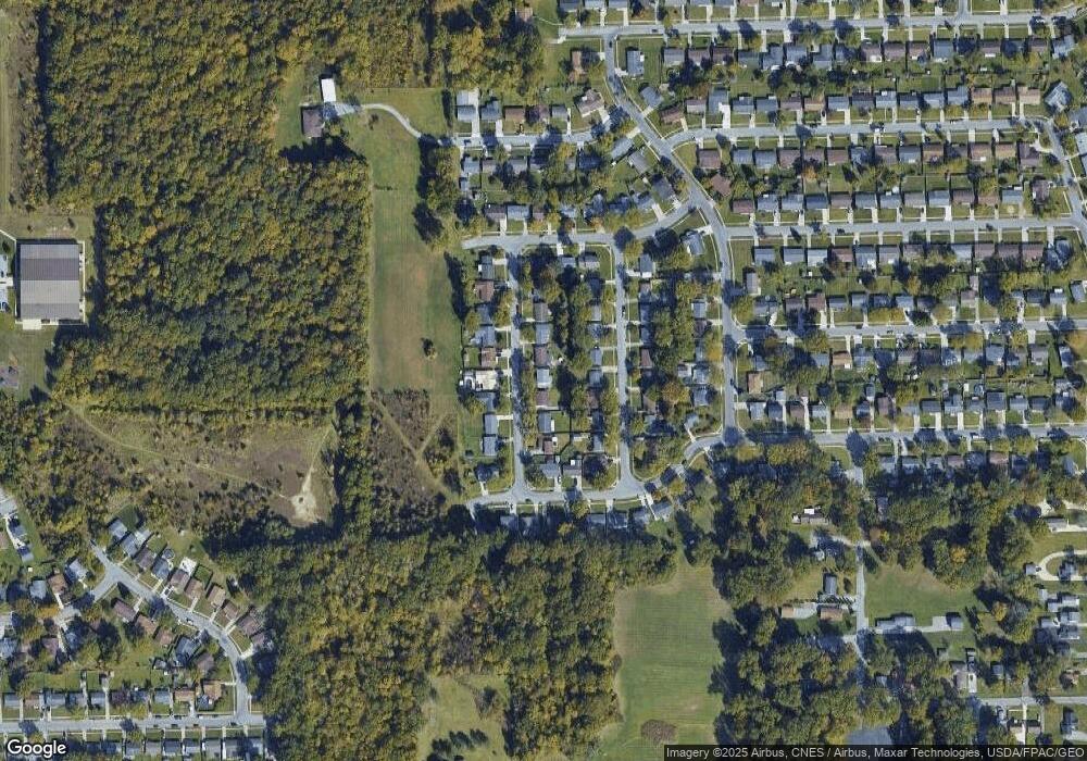 1726 Bermuda Dr, Lima, OH 45801 - photo 1