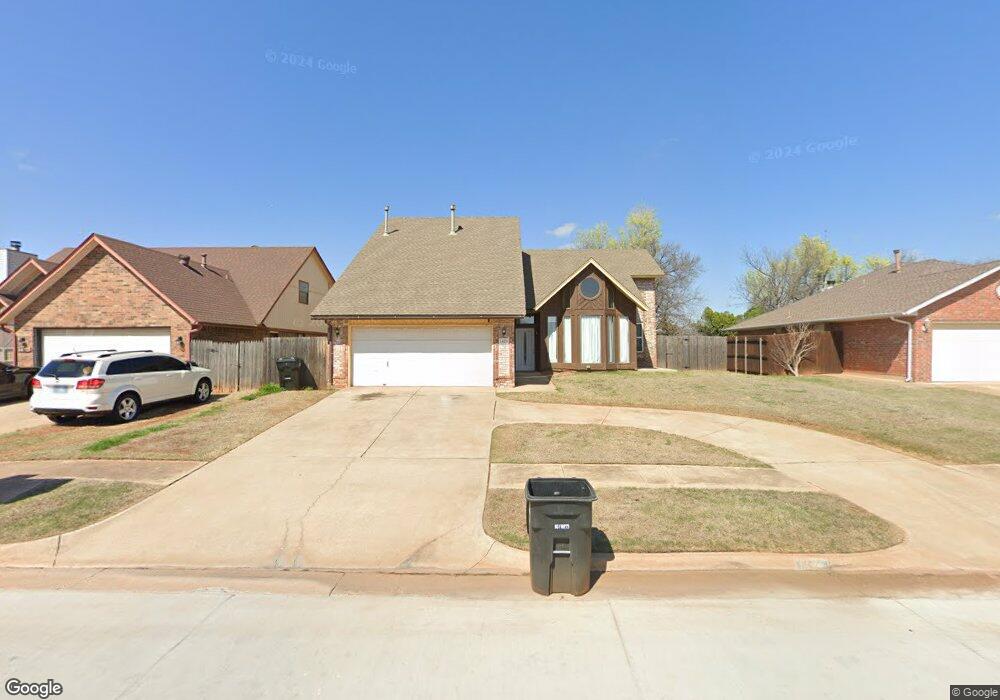 1429 NE 26th St, Moore, OK 73160 - photo 1