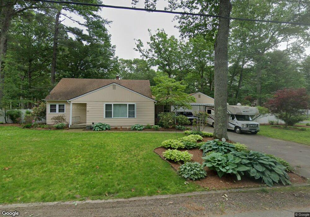 64 Davis Rd, MerriMacK, NH 03054 - photo 1