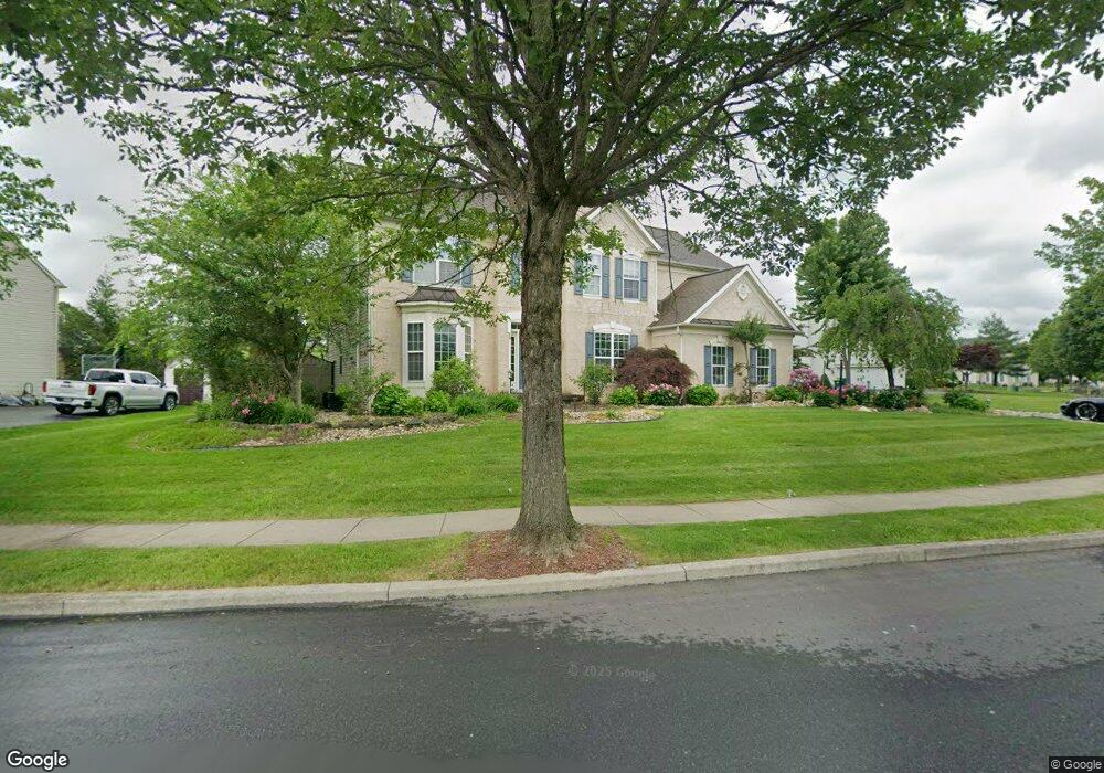 1888 Pembrooke Dr, Macungie, PA 18062 - photo 1