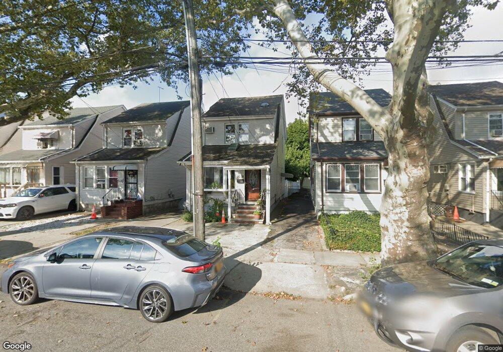 8022 162nd St, Jamaica, NY 11432 - photo 1