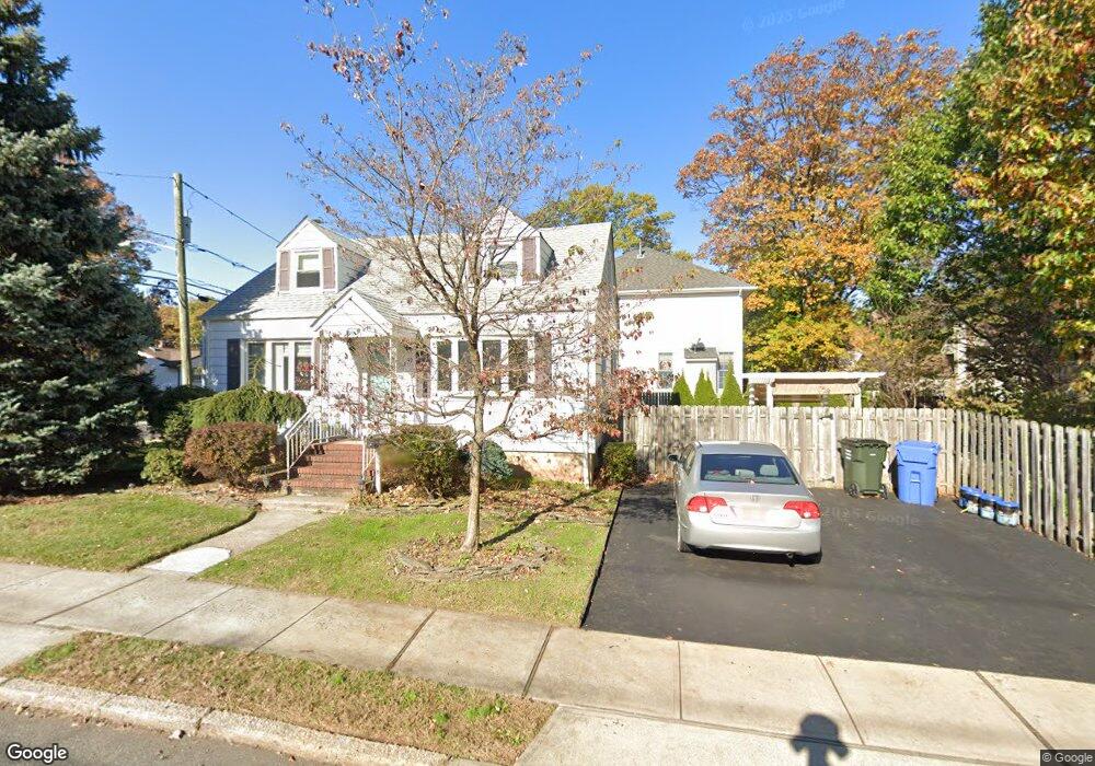 92 Warwick St, Iselin, NJ 08830 - photo 1