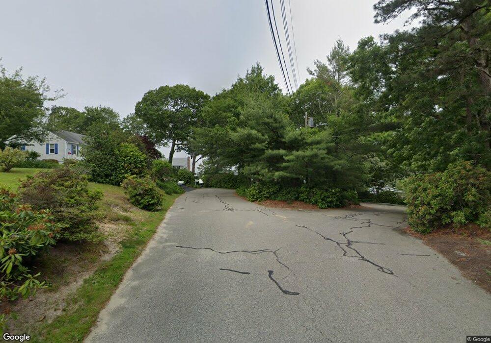 22 Quamhassett Rd, Buzzards Bay, MA 02532 - photo 1