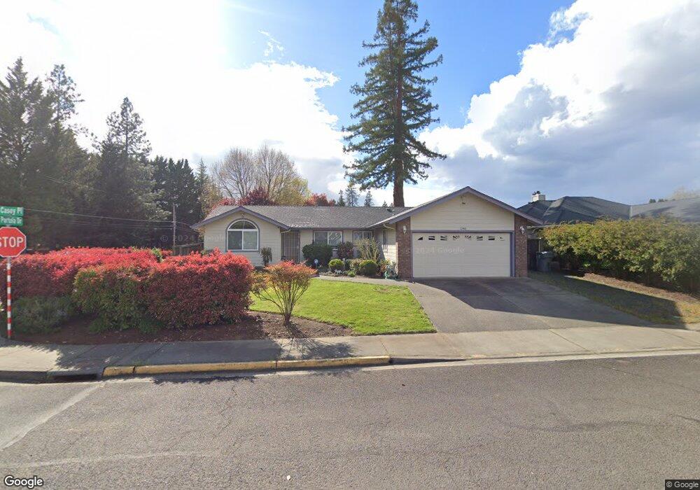 1250 SE Casey Place, Grants Pass, OR 97526 - photo 1