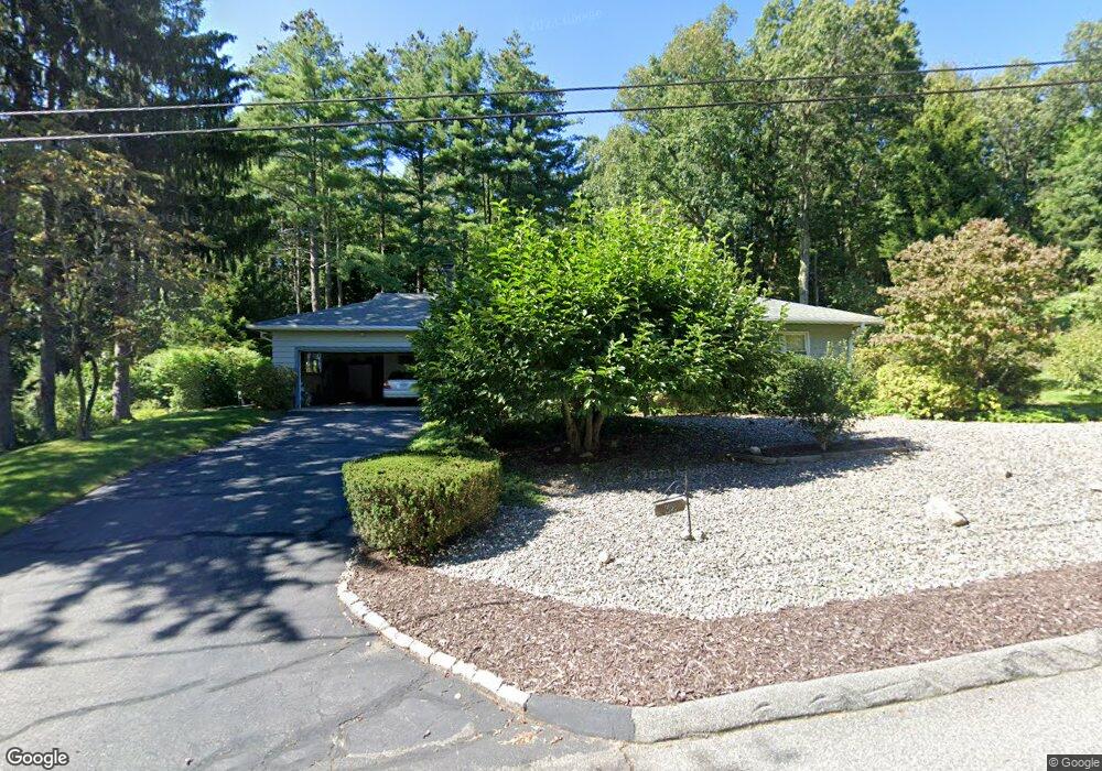 32 E Palmer Park Dr, Palmer, MA 01069 - photo 1