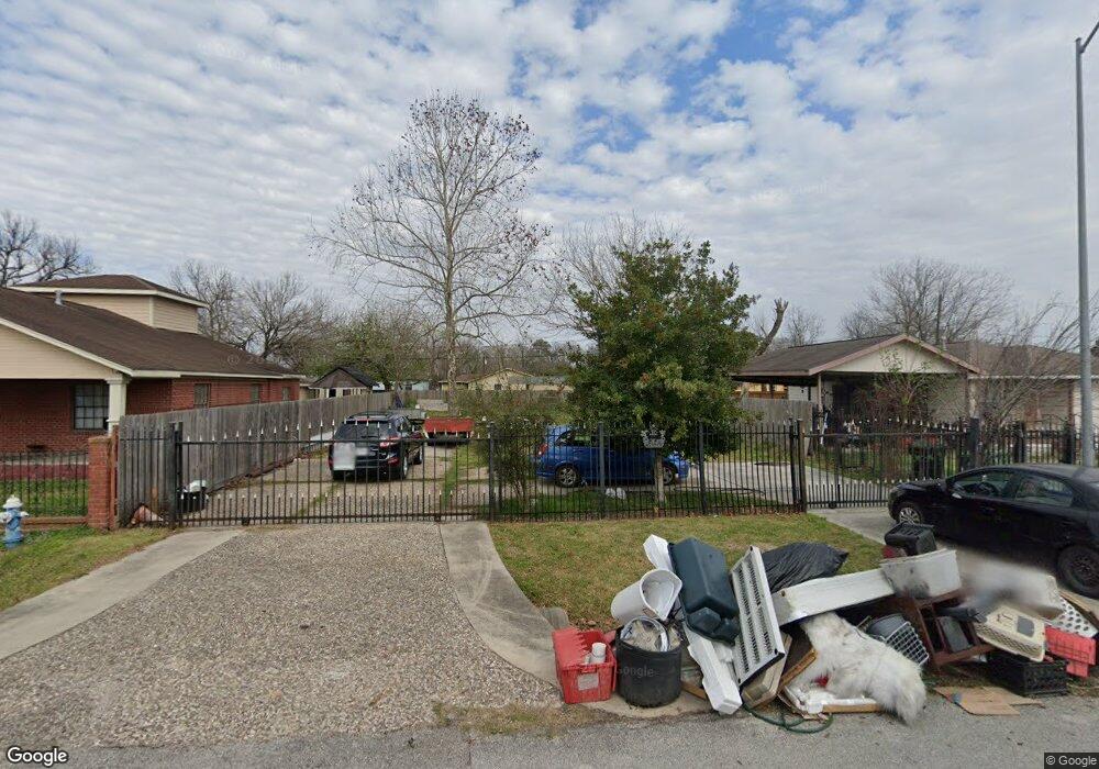 2819 Hitchcock St, Houston, TX 77093 - photo 1