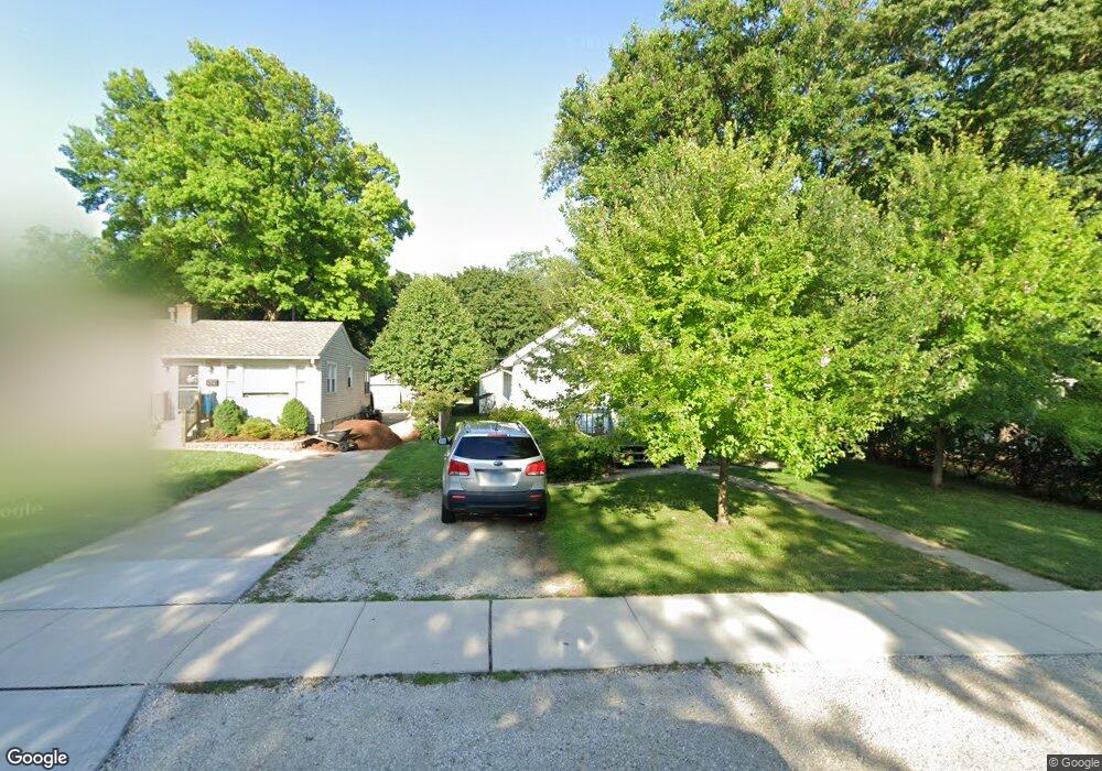 950 N Sleight St, Naperville, IL 60563 - photo 1