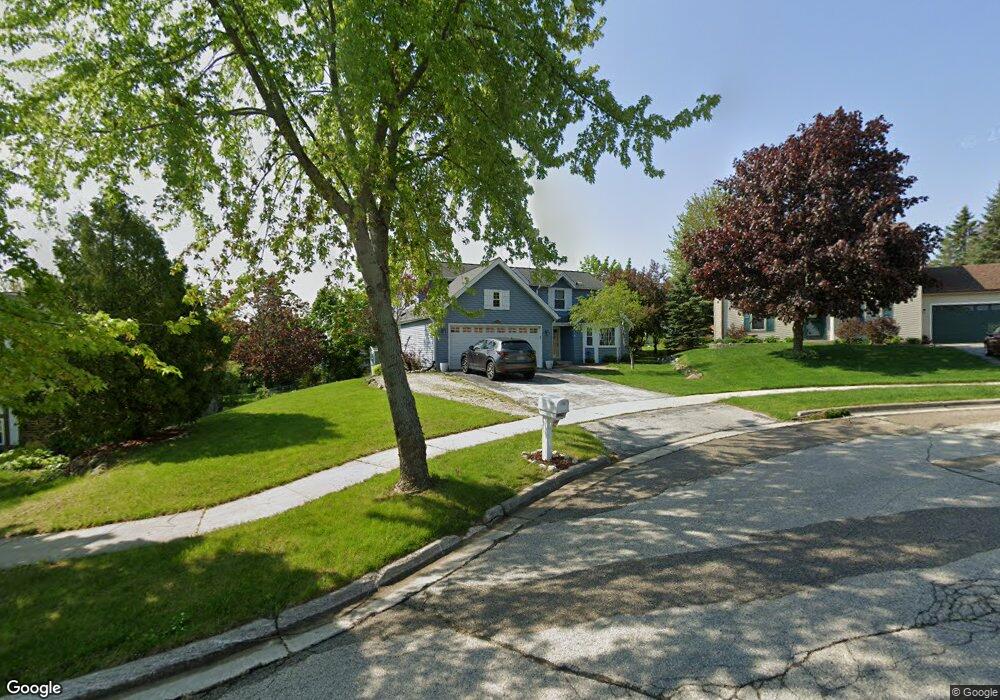 3305 Regent Place, West Bend, WI 53090 - photo 1