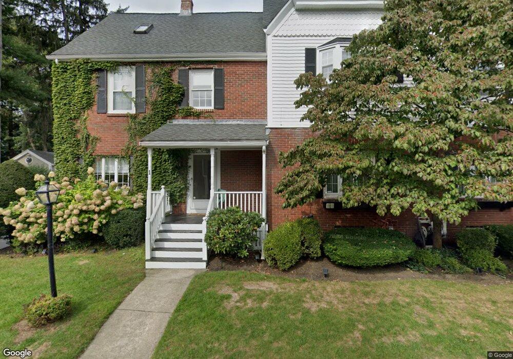 1 Cottage Ave unit 1, Winchester, MA 01890 - photo 1