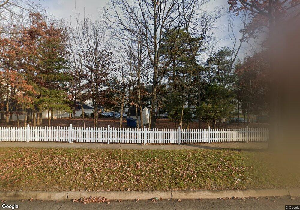 25280 Lake Shore Square unit 204, Chantilly, VA 20152 - photo 1