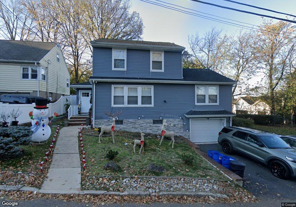 658 Clark Ave, Ridgefield, NJ 07657 - photo 1