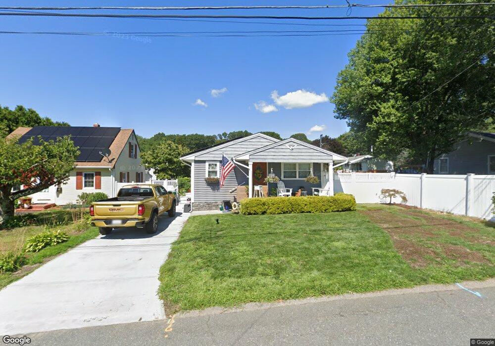 125 Lilac Ave, Woonsocket, RI 02895 - photo 1