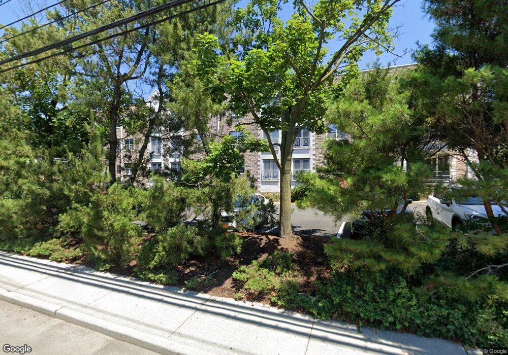 501 N Barry Ave unit 2D, Mamaroneck, NY 10543 - photo 1