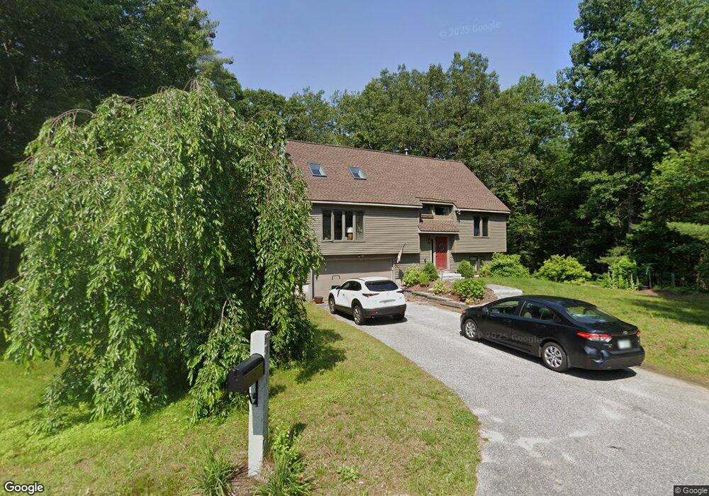 3 Lincoln Ct, MerriMacK, NH 03054 - photo 1