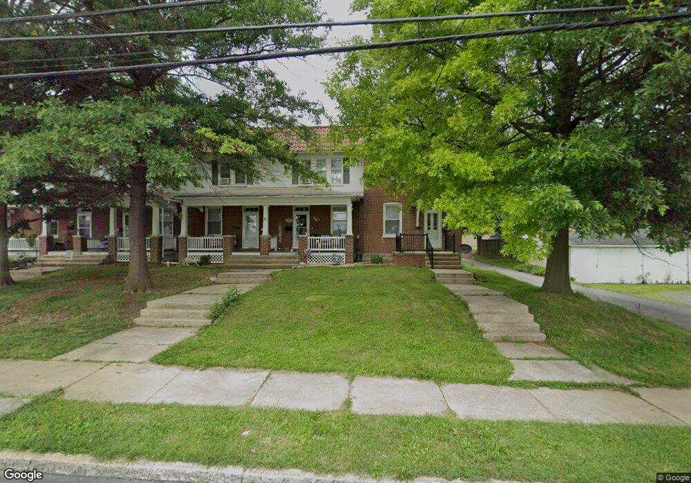 633 S 4th St, Chambersburg, PA 17201 - photo 1