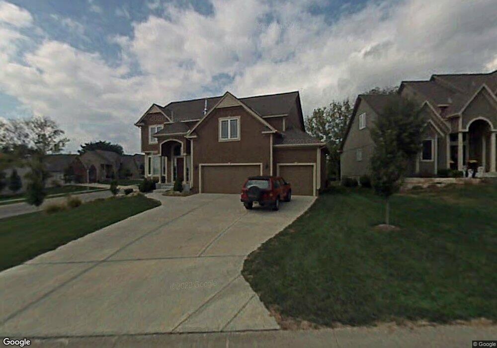 4426 Silverheel St, Shawnee, KS 66226 - photo 1