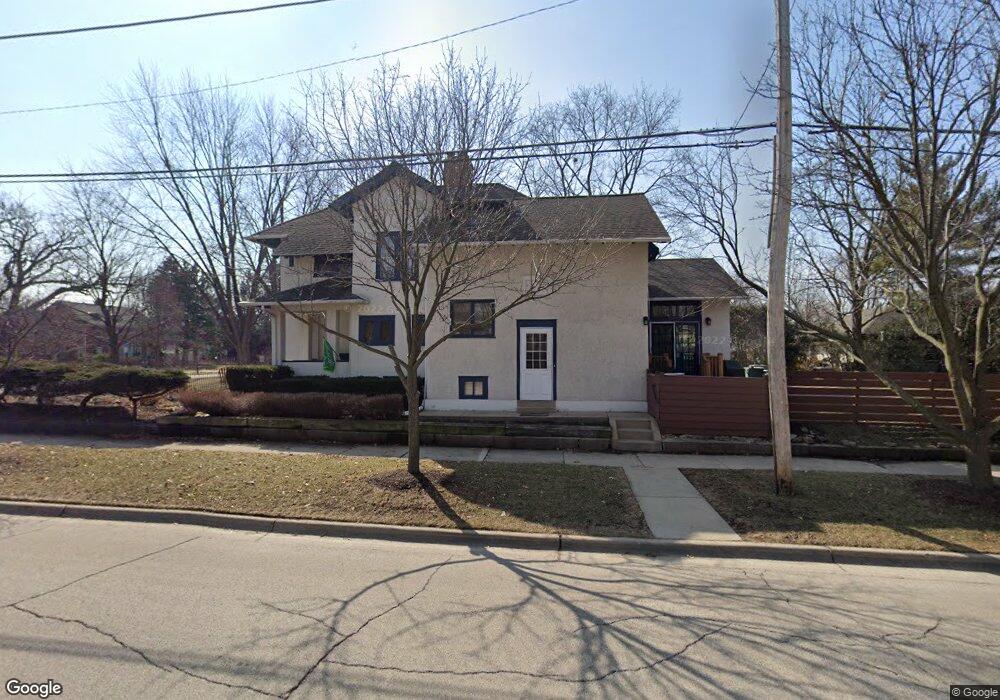 890 Douglas Ave, Elgin, IL 60120 - photo 1