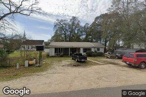 203 First St E, New Augusta, MS 39462